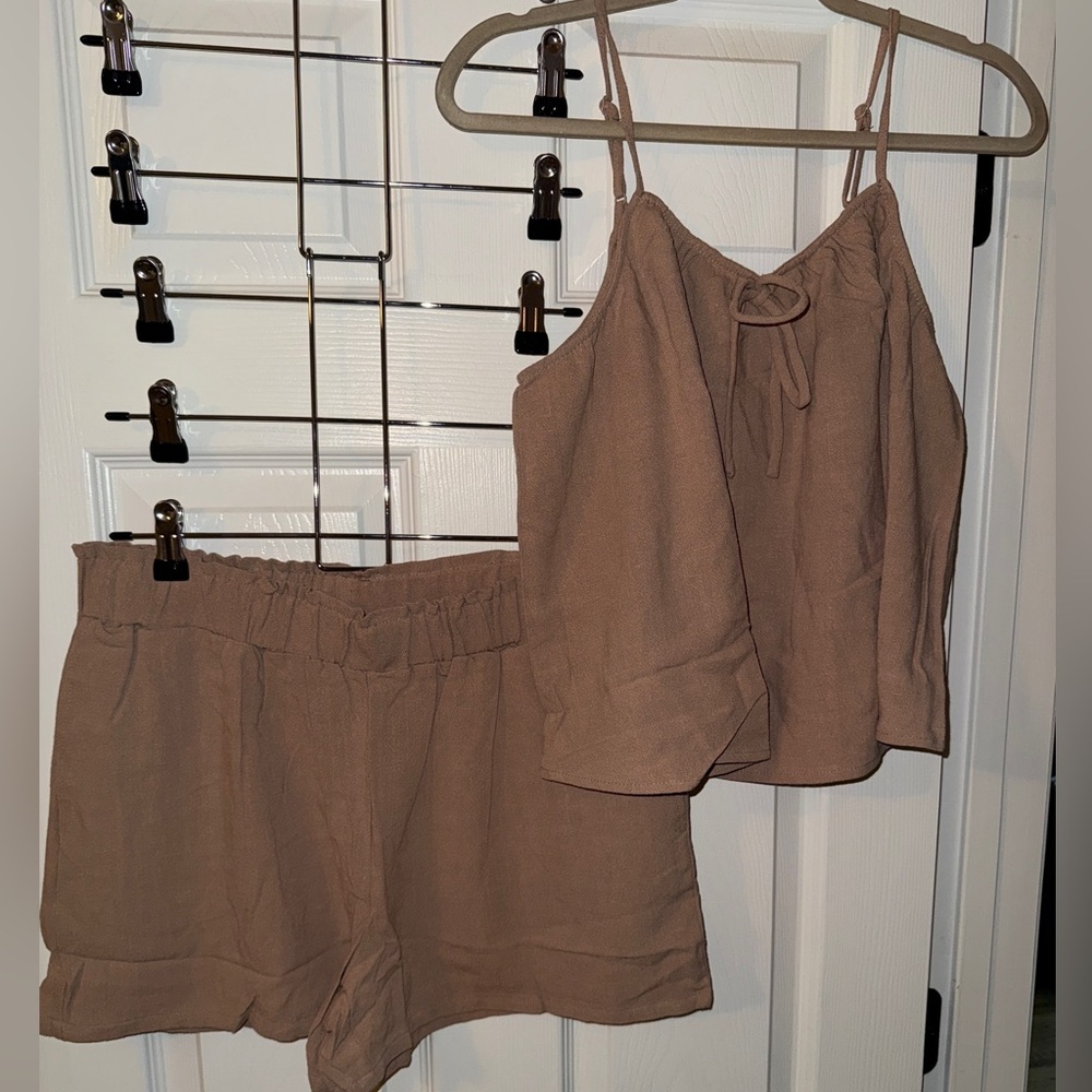Double Zero Women’s Tan Two-Piece Set